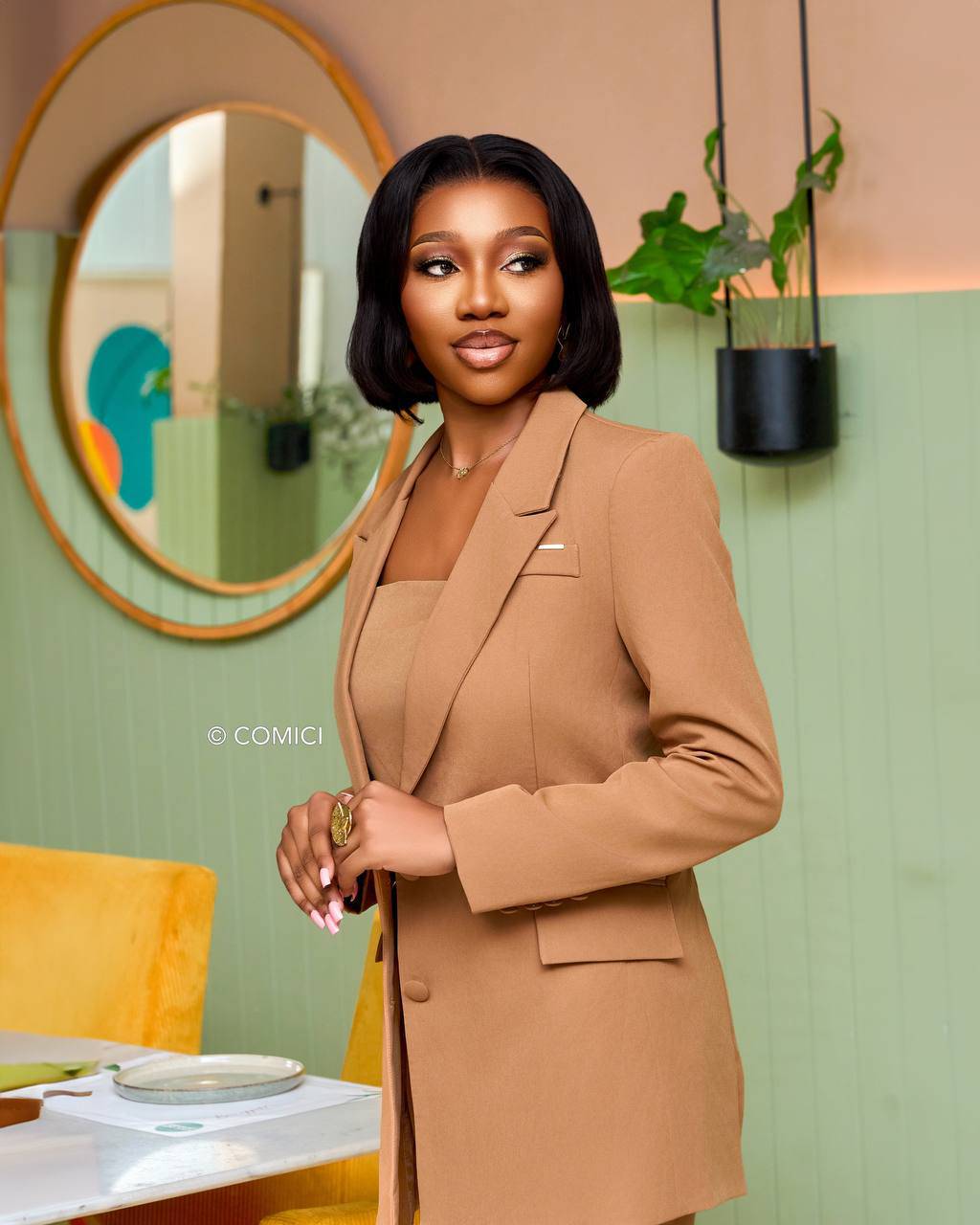 GROGUHE DORCAS MISS HAMBOL CANDIDATE N 6