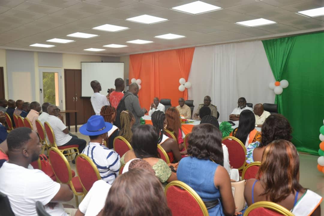 DIMBOKRO / ACCUEIL DE PRINCESSES POUR MISS CI 2022 ET SES DAUPHINES