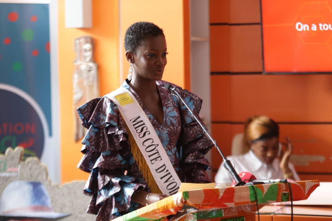 Marlène Kouassi Kany, Miss CI 2022, offre une école de 6 classes à Aboisso grâce aux Fondations LONACI ET COMICI