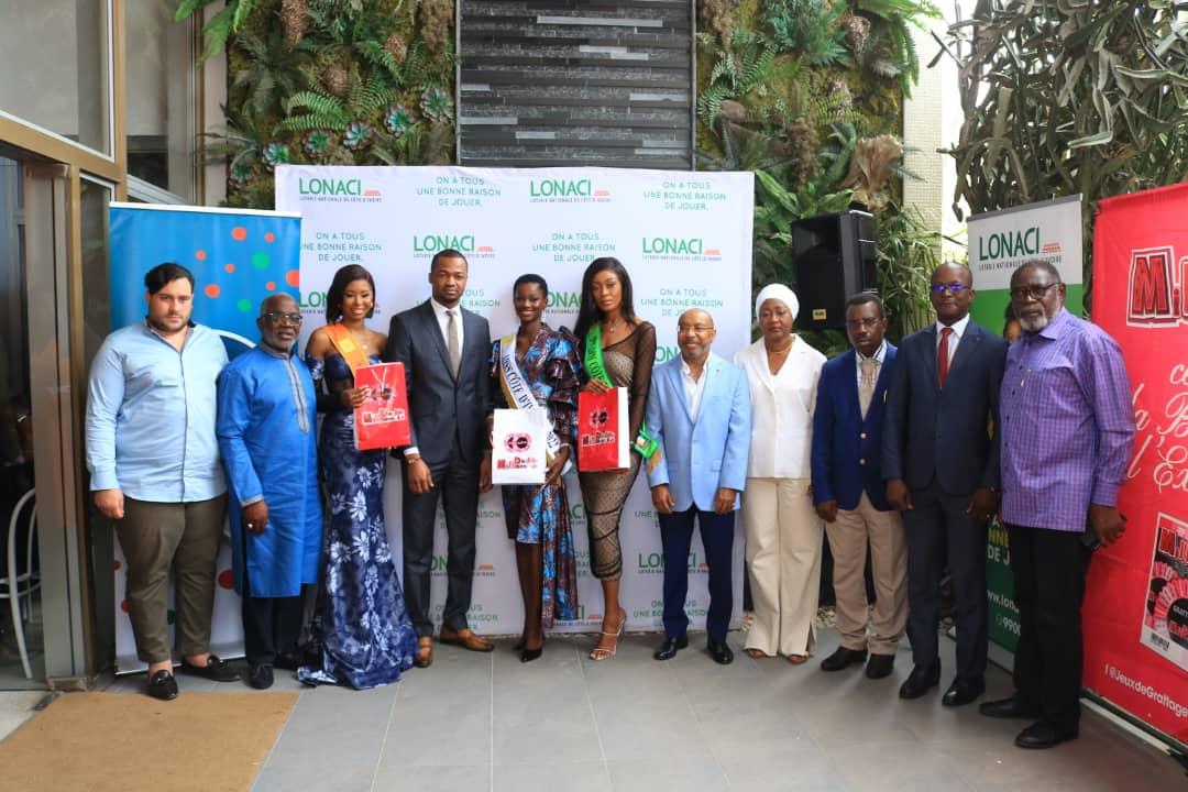 Marlène Kouassi Kany, Miss CI 2022, offre une école de 6 classes à Aboisso grâce aux Fondations LONACI ET COMICI