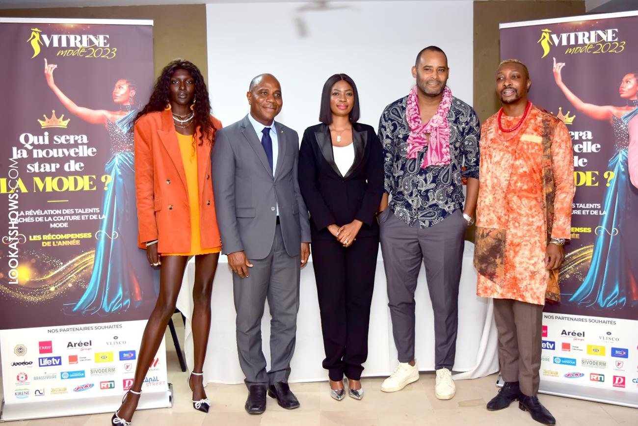 Vitrine Mode By Marie-flore Oka