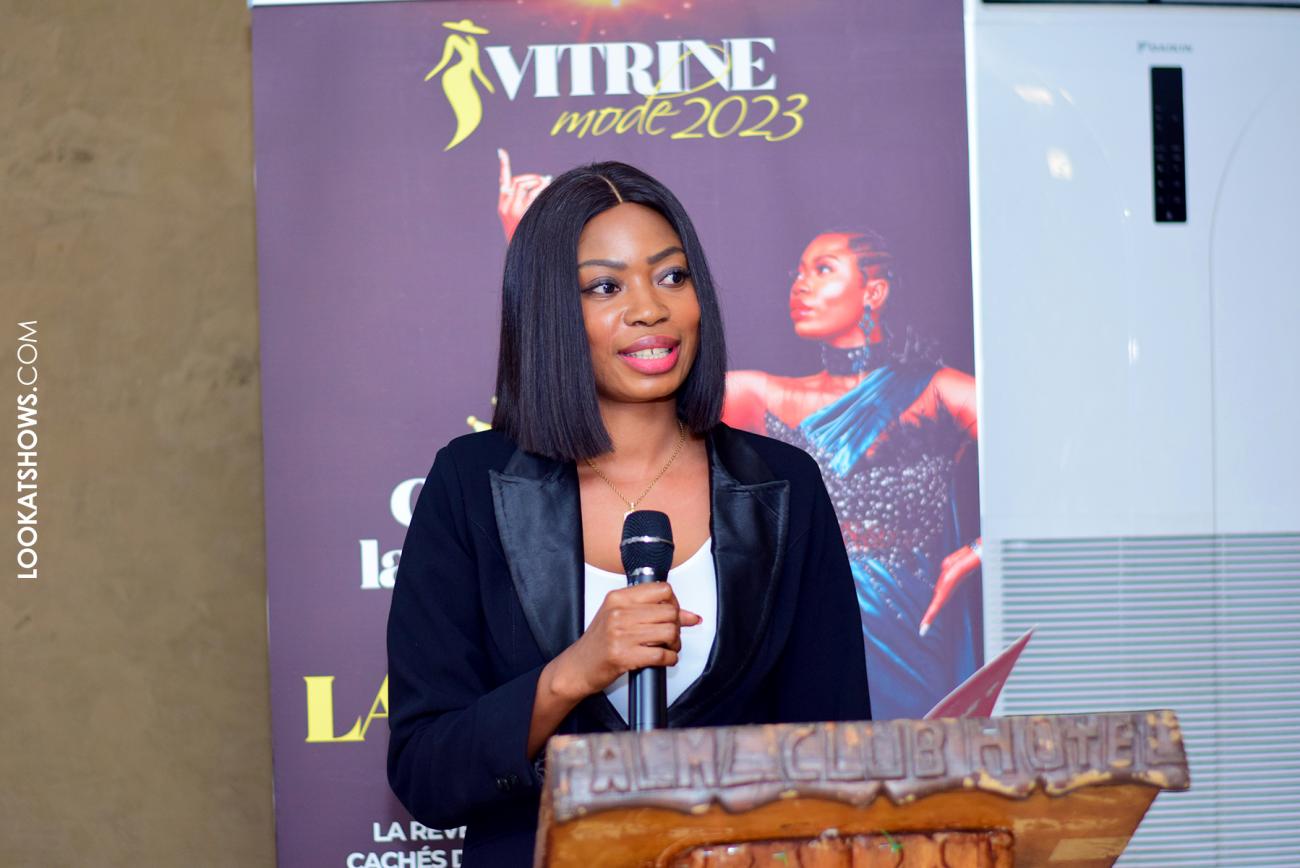 Vitrine Mode By Marie-flore Oka