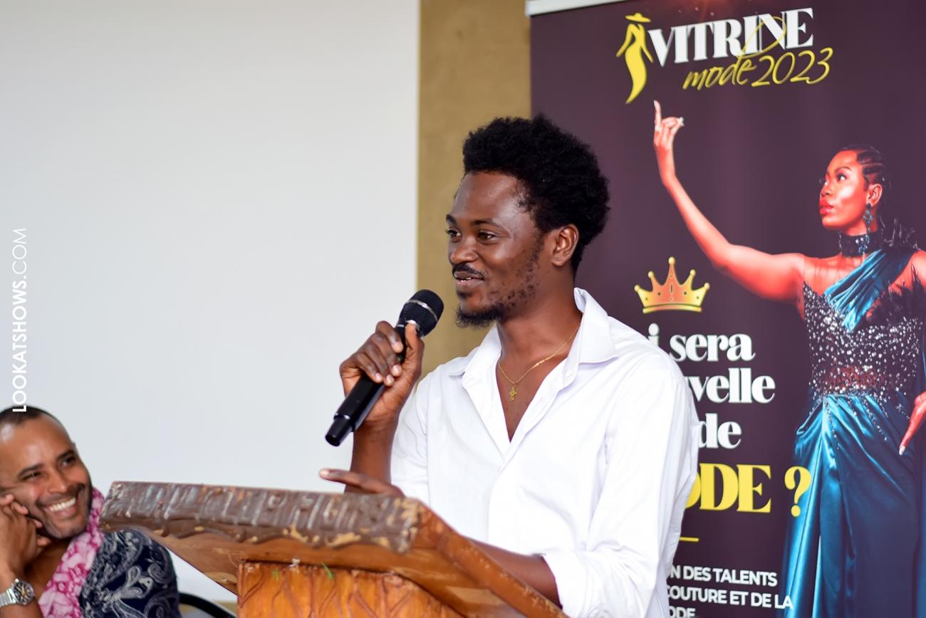 Vitrine Mode By Marie-flore Oka