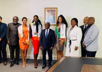 Le ministre de la réconciliation nationale reçoit les Miss et le COMICI