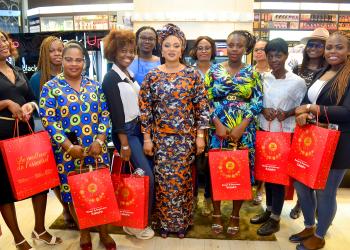 Diaby Mariam encourage les femmes journalistes culturelles à l’entreprenariat.