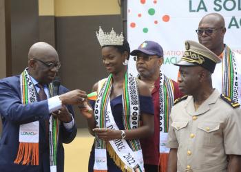 Les Fondations LONACI et COMICI offrent une école primaire de 6 classes à Bakro (Aboisso).