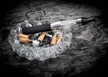 Côte d’Ivoire : Interdiction de Fumer Renforcée dans les Lieux Publics et les Transports